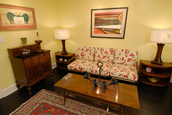 View of the garden room with Wroughtan sofa